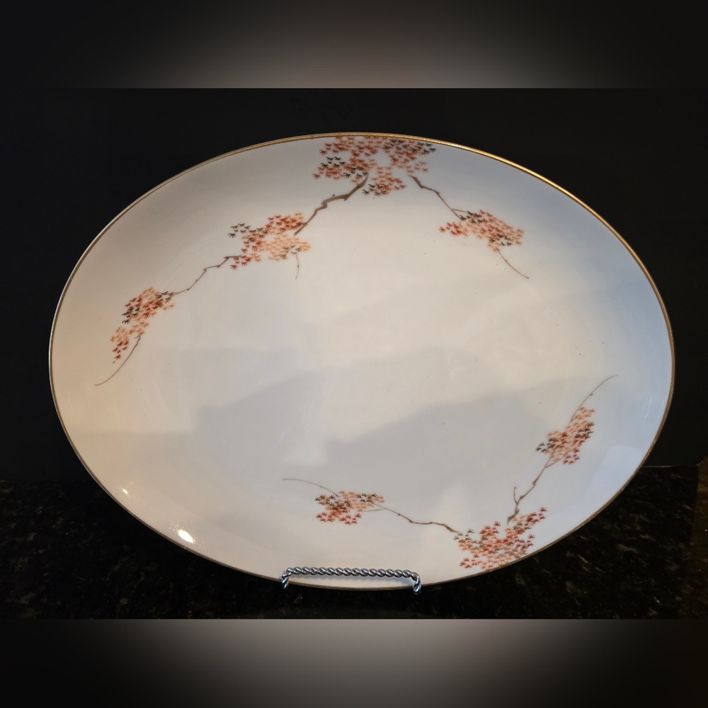 Fukagawa Arita 12" Serving Platter Handpainted Gold Maple Leaf Pattern 905 Japan